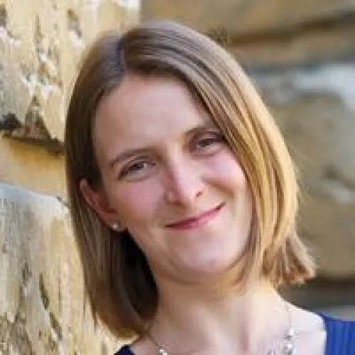 Sharon Dirckx