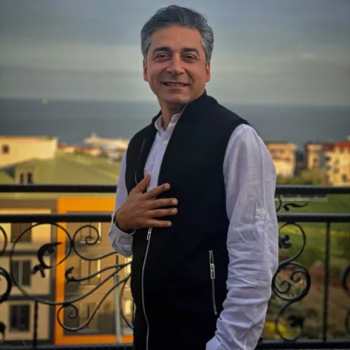 Farshid Fathi