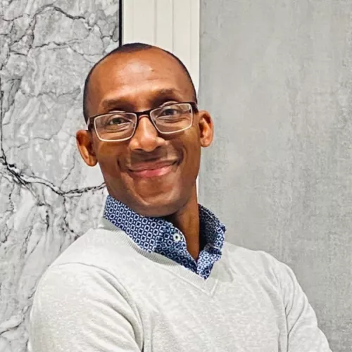 Dr Ajayi